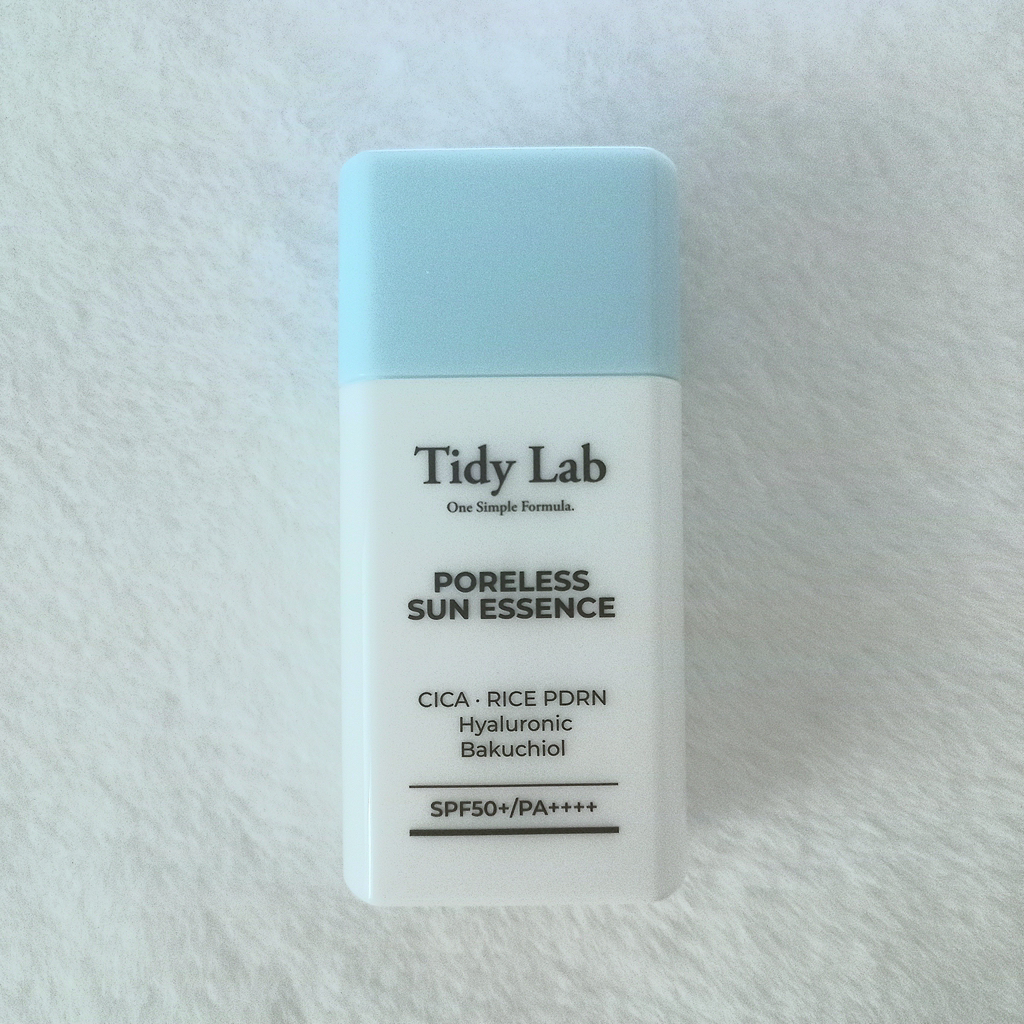 无毛孔防晒精华 [SPF50+/PA++++]的真实用户使用照片