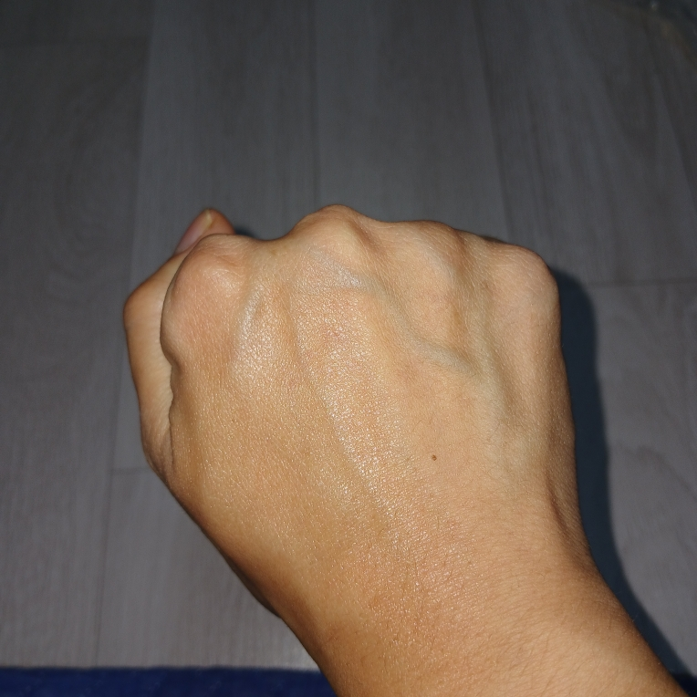 HM+Barrier™ 面霜的真实用户使用照片