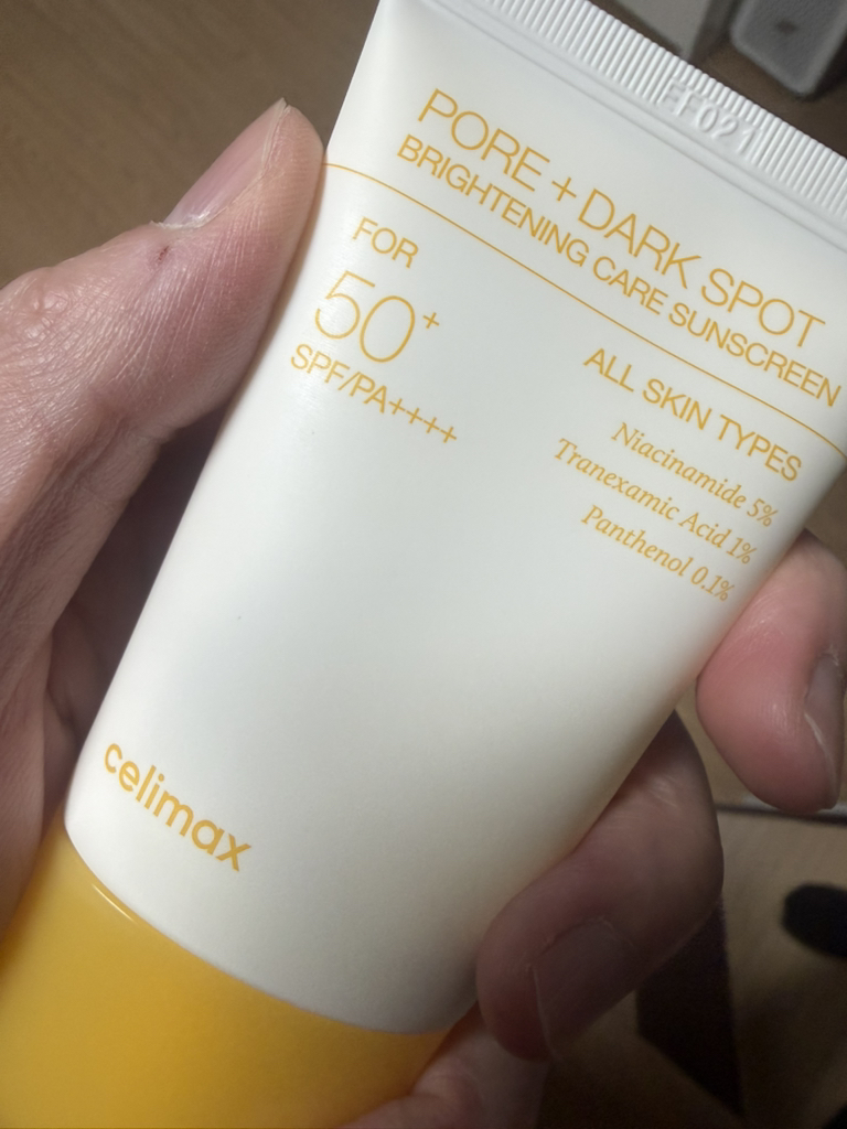 celimax Protector solar iluminador de poros y manchas [SPF50+/PA++++] review image