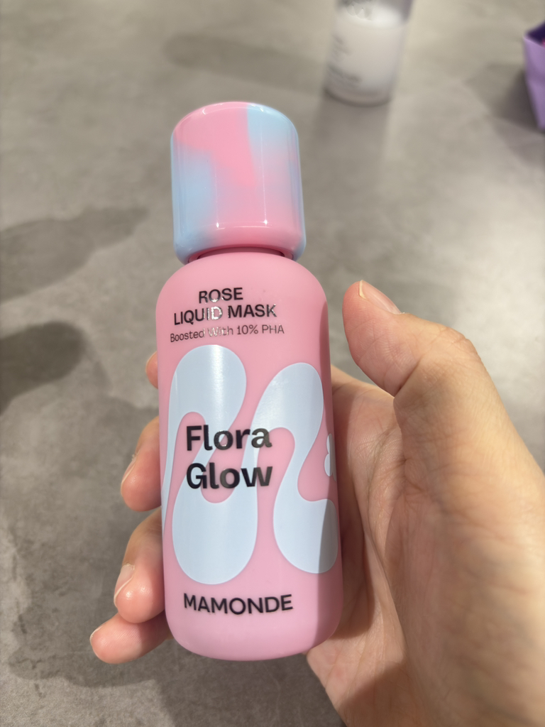 Ảnh đánh giá thực tế của người dùng về Flora Glow Rose Liquid Mask