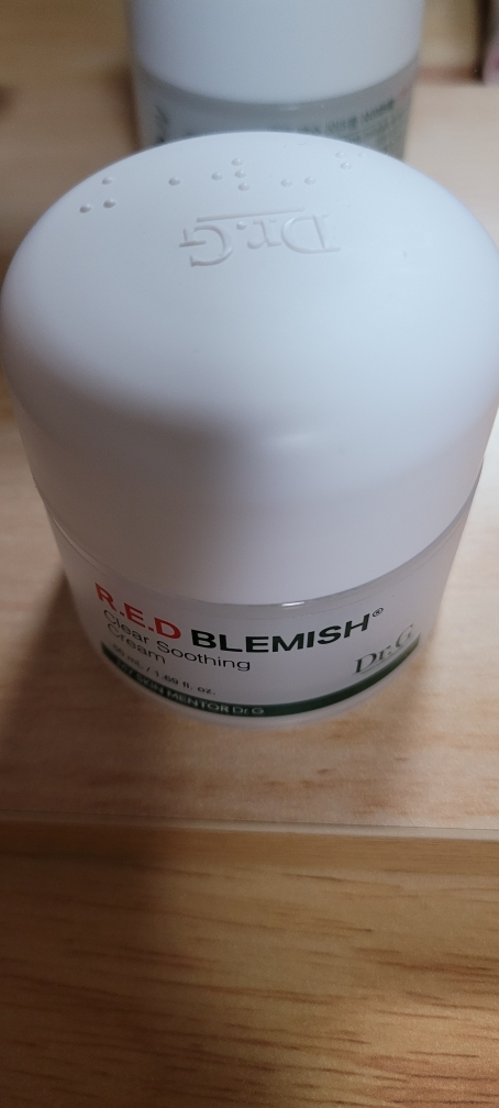 Ảnh đánh giá thực tế của người dùng về Kem làm sạch và làm dịu da Red Blemish Clear Soothing Cream