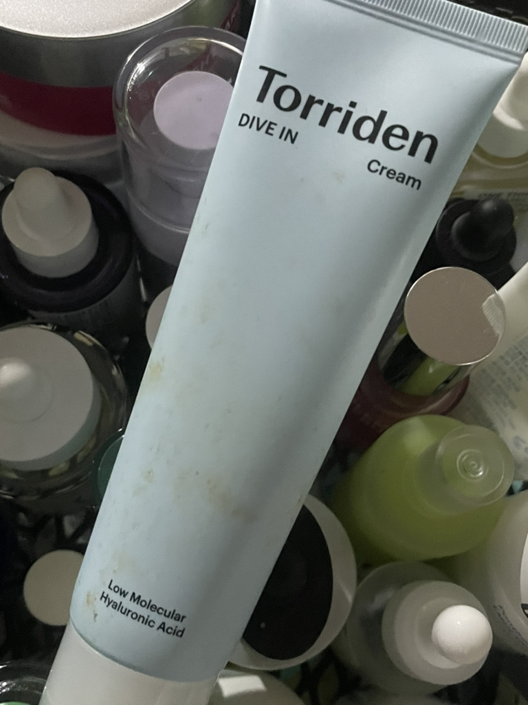 Ảnh đánh giá thực tế của người dùng về Kem dưỡng da chứa axit hyaluronic phân tử thấp Dive In