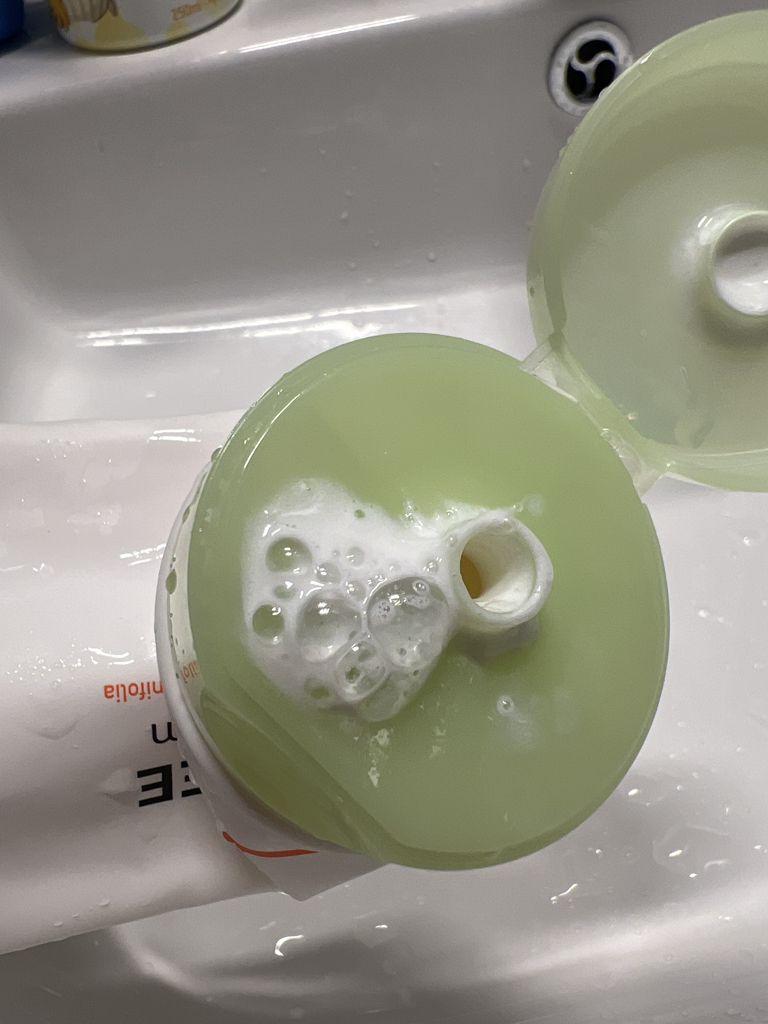 A'pieuthepure The Pure Tea Tree Cleansing Foam review image