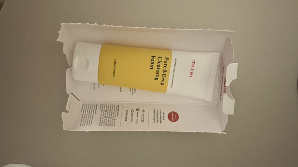 manyo Pure & Deep Cleansing Foam review image