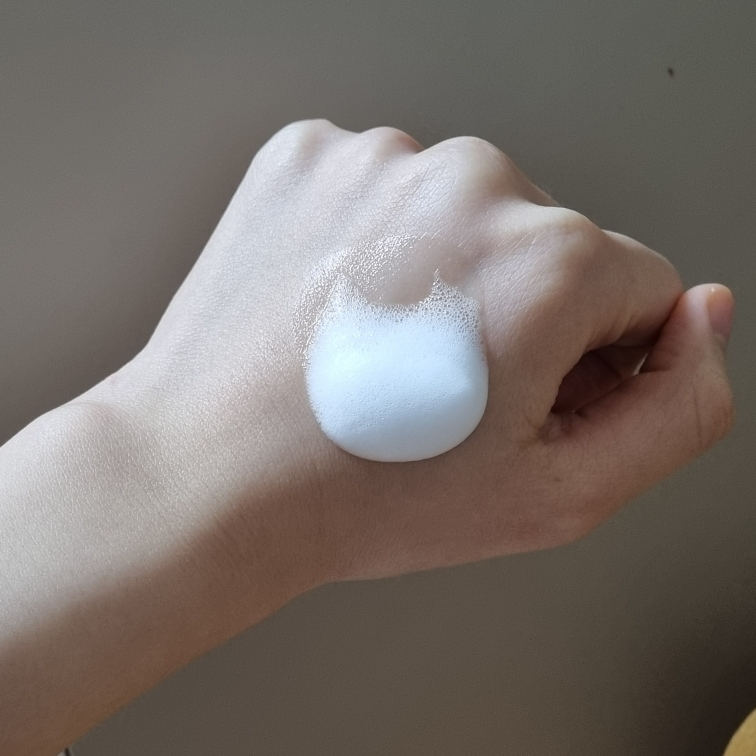 Hyalbae 毛孔泡泡精华液的真实用户使用照片