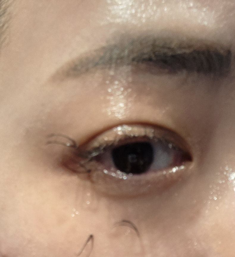 微动活性唇眼卸妆液的真实用户使用照片