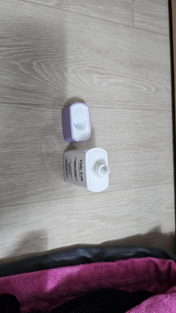 Ảnh đánh giá thực tế của người dùng về Kem chống nắng Purple Tone Up [SPF50+/PA++++]