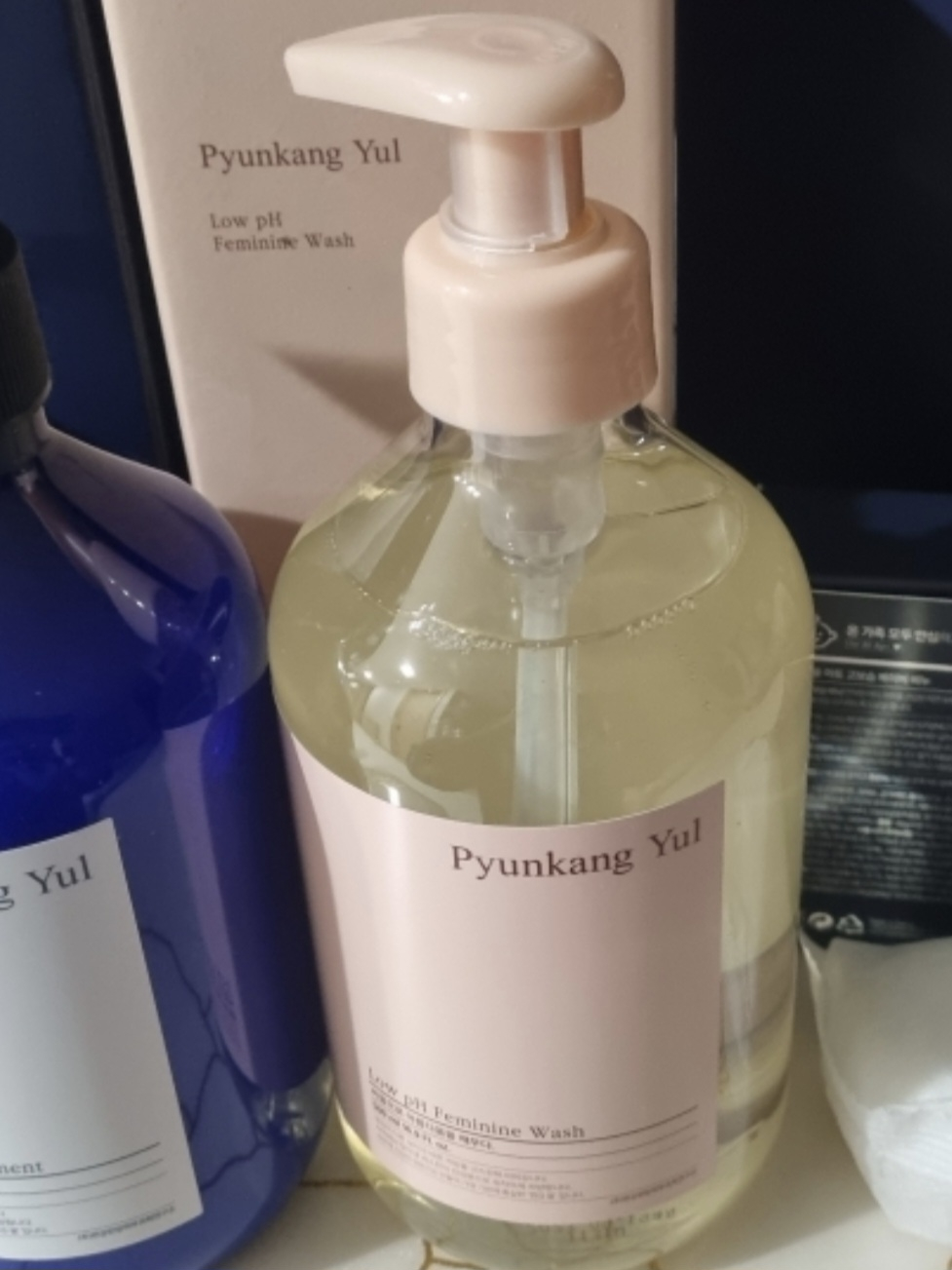 Ảnh đánh giá thực tế của người dùng về Dung dịch vệ sinh phụ nữ có tính axit nhẹ