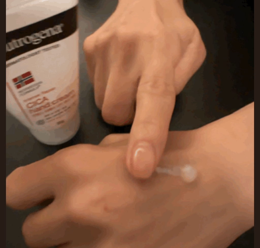 뉴트로지나 (Neutrogena) 인텐스 리페어 시카 핸드크림 review image