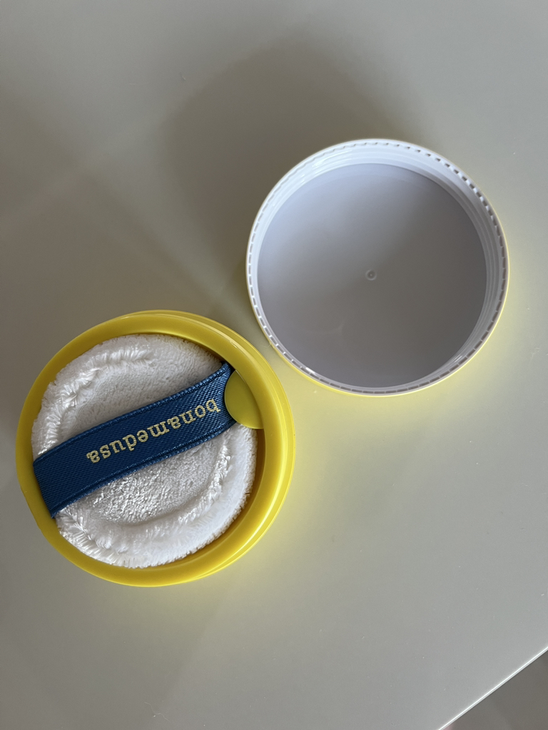 Ảnh đánh giá thực tế của người dùng về Bột phấn hoàn thiện loại bỏ da cam