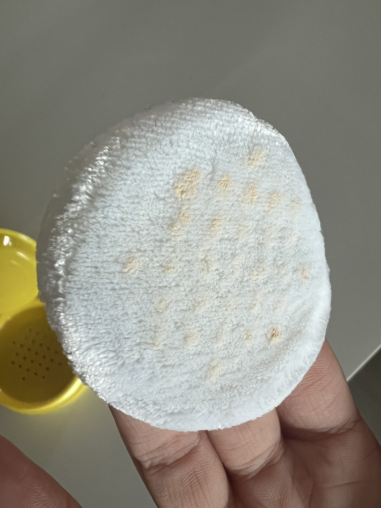 Ảnh đánh giá thực tế của người dùng về Bột phấn hoàn thiện loại bỏ da cam