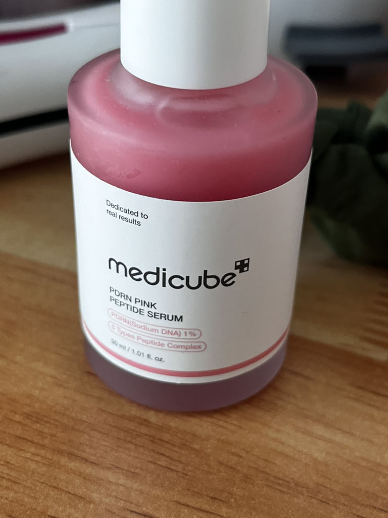 Ảnh đánh giá thực tế của người dùng về PDRN Pink Peptide Ampoule