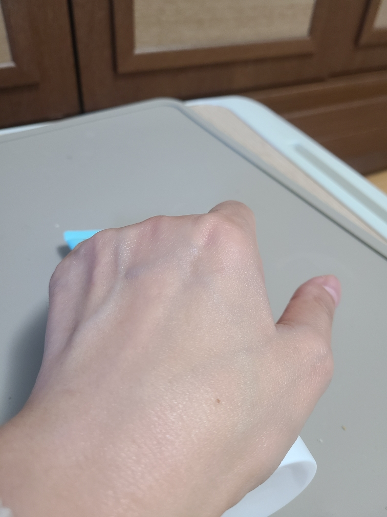 듀이트리 (DEWYTREE) 어반 쉐이드 쿨 카밍 수분 선 [SPF50+/PA++++] review image