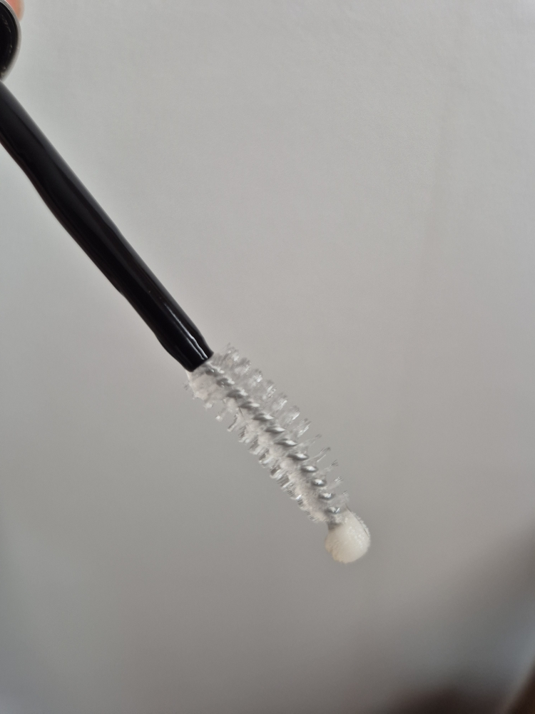 睫毛浓密滋养精华液的真实用户使用照片