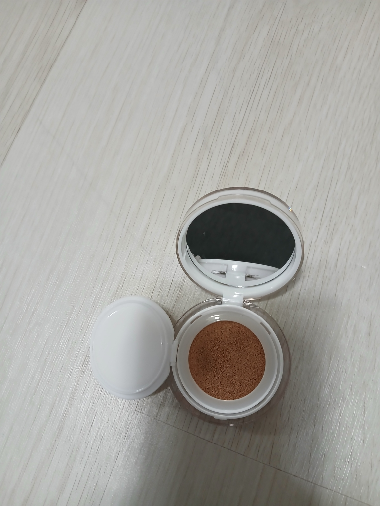 阿幕斯 完美陶瓷护肤霜 [SPF40/PA++] [1.5 自然色］ review image