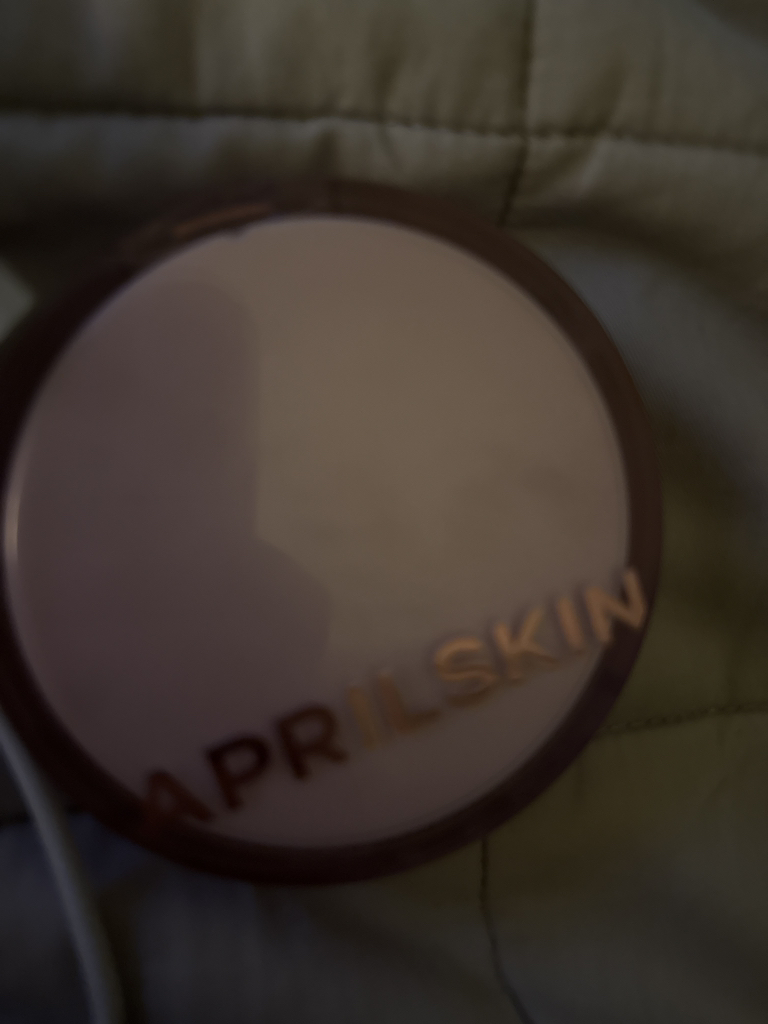 에이프릴스킨 (APRILSKIN) 핑크에디션 히어로쿠션 [SPF50+/PA++++] [23호 내추럴베이지] review image