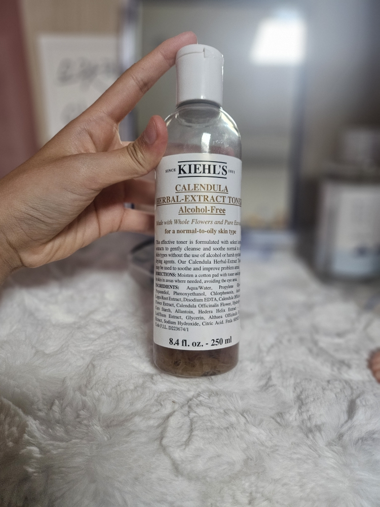 Kiehl's Toner chiết xuất thảo mộc Calendula review image