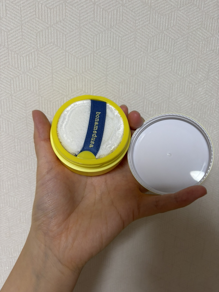 bonamedusa Bột phấn hoàn thiện loại bỏ da cam review image