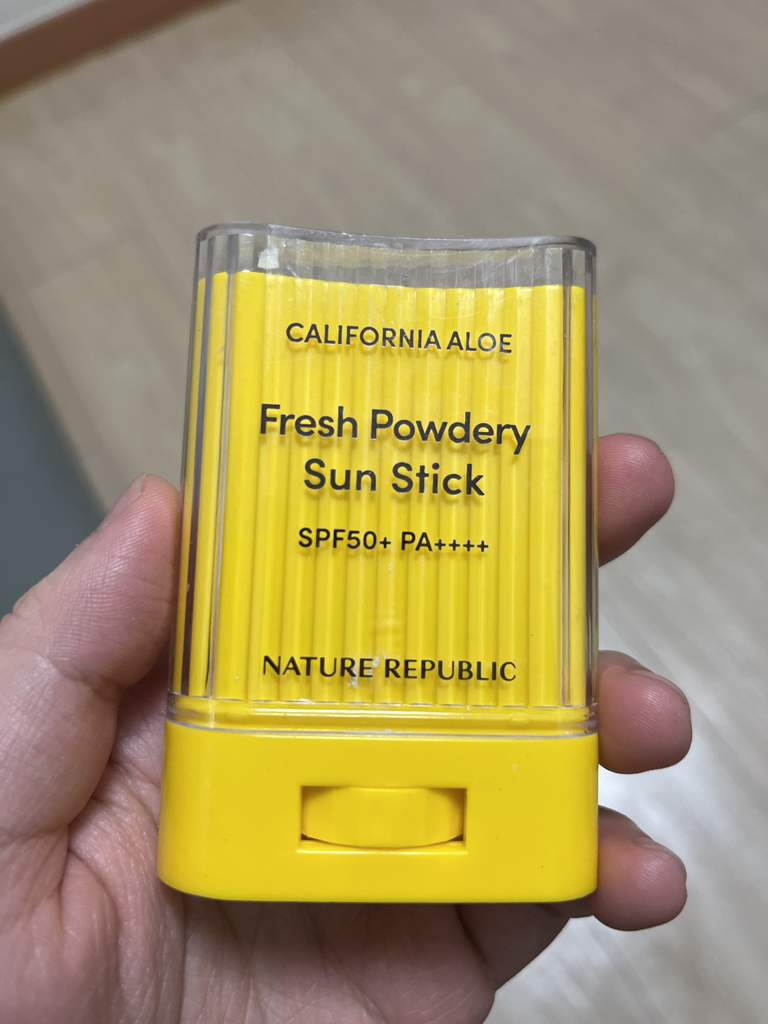 加州芦荟防晒乳 [SPF50+/PA++++] [弹力]的真实用户使用照片