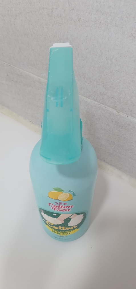 ON:THEBODY Rửa chân với dầu gội Cotton Foot [Hương chanh] review image