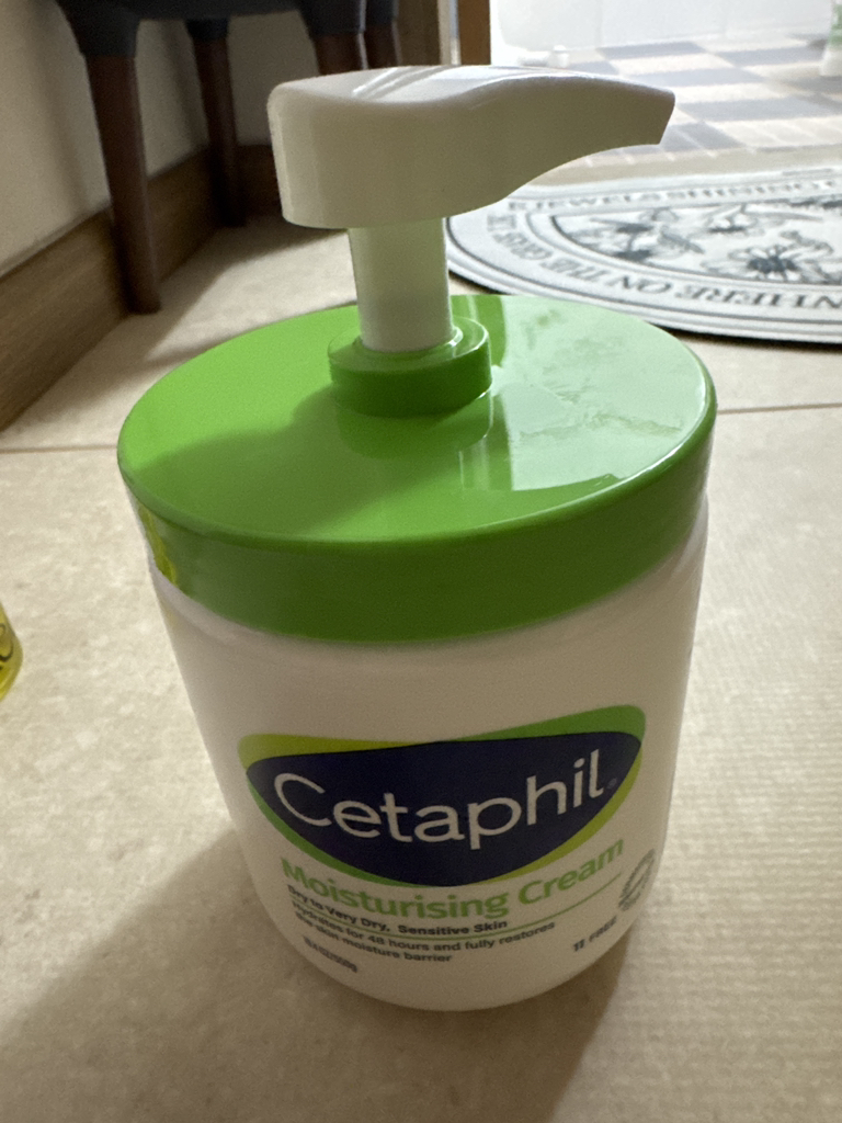 Ảnh đánh giá thực tế của người dùng về Kem dưỡng ẩm