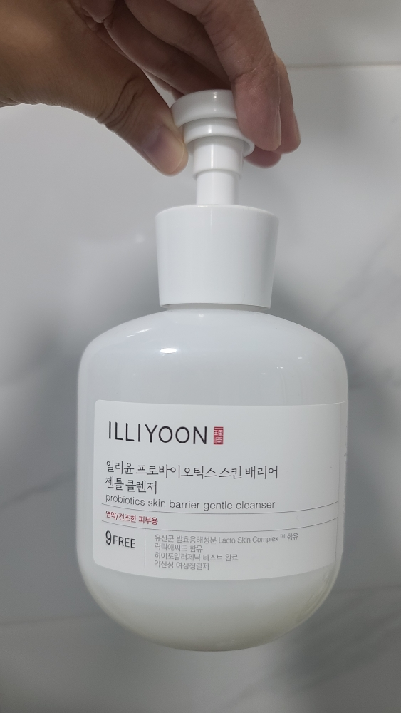 一理润 益生菌皮肤屏障温和洁面乳 review image