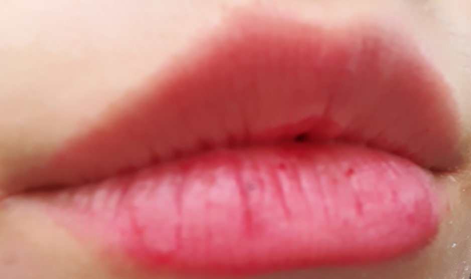 네츄럴샤인 (NaturalShine) 럭스 트리플 립큐어밤 오리지널 [06 아우라] review image