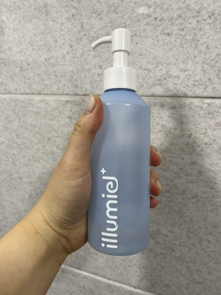 illumiel+ 温和透明虫草清洁凝胶 review image