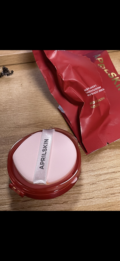 에이프릴스킨 (APRILSKIN) 핑크 에디션 히어로쿠션 [SPF50+/PA++++] [21호 라이트베이지] review image