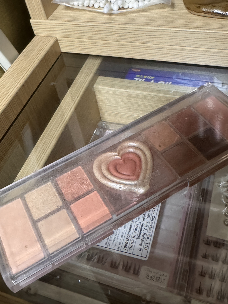 페리페라 (peripera) 나잇페리프렌즈 컬렉션 올테이크 무드 라이크 팔레트 [04 쿨블러쉬] review image