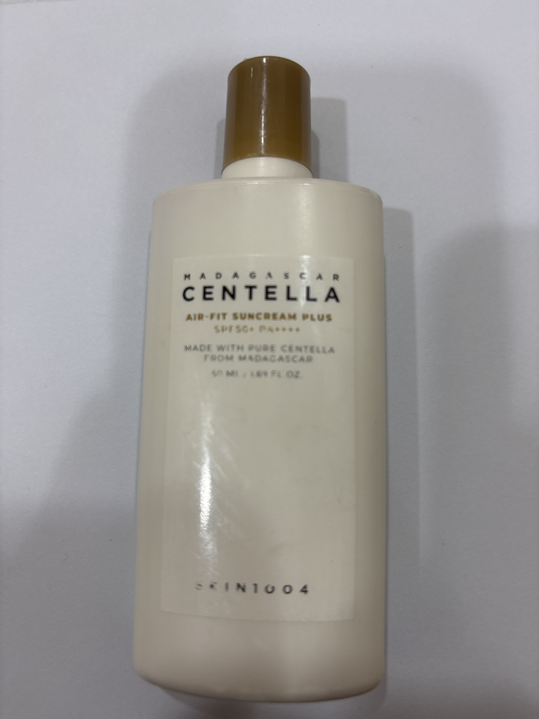 스킨1004 (SKIN1004) 마다가스카르 센텔라 에어핏 선크림 플러스 [SPF50+/PA++++] review image