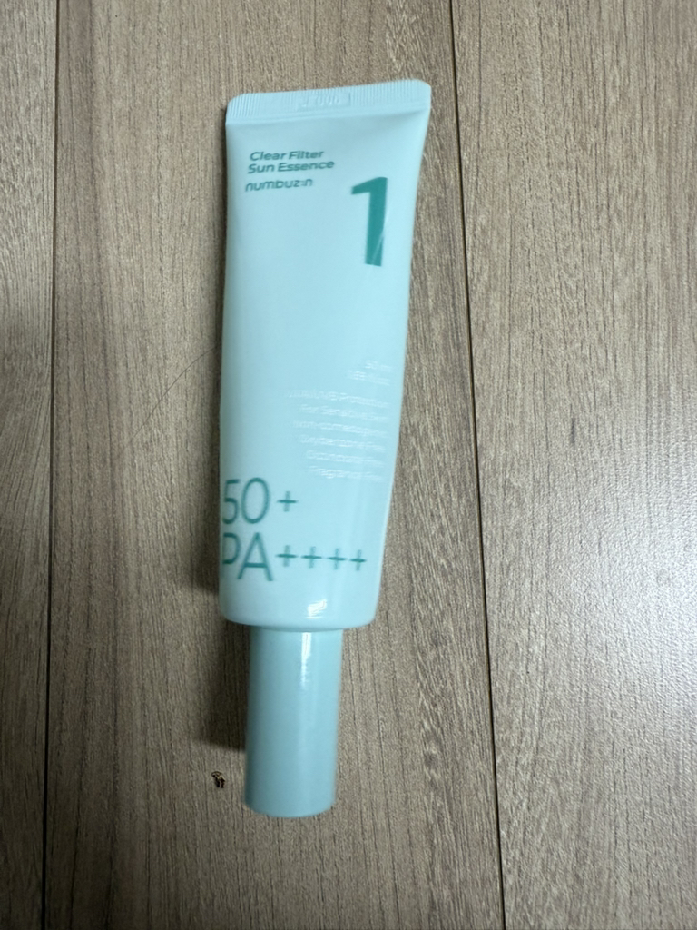 넘버즈인 (numbuzin) 1번 청초 진정맑은 물막선크림 [SPF50+/PA++++] review image