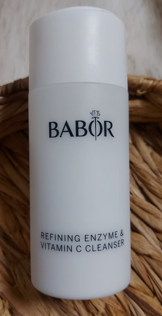 바버 (BABOR) 리파이닝 엔자임 앤 비타민C 클렌저 review image
