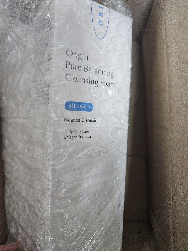 에이트루 (ATRUE) 오리진 퓨어 밸런싱 클렌징 폼 review image