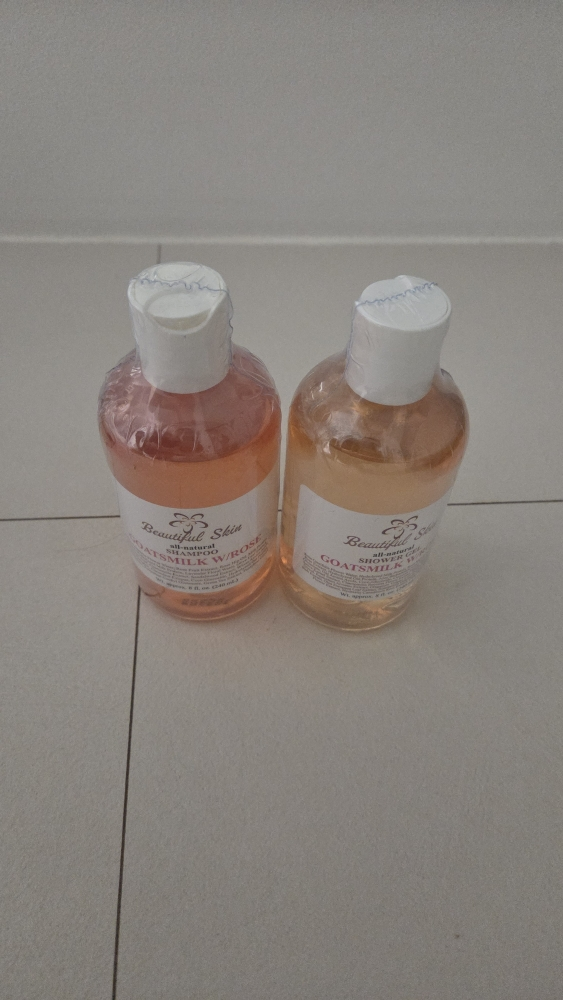 뷰티풀스킨 (BeautifulSkin) 고츠밀크 위드 로즈 샤워젤 review image