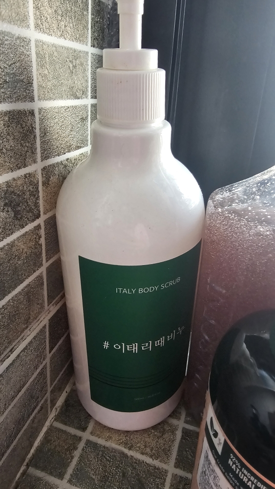 CELLBN Gel exfoliante de jabón italiano review image