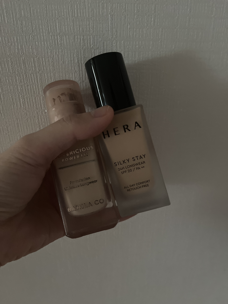 헤라 (HERA) 실키 스테이 24H 롱웨어 파운데이션 [SPF20/PA++] [17N1 아이보리] review image