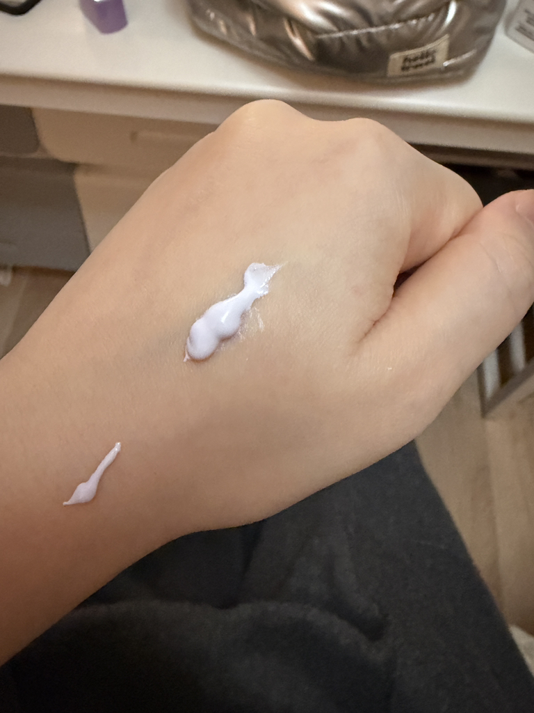 타이디랩 (Tidy Lab) 퍼플톤업 선크림 [SPF50+/PA++++] review image