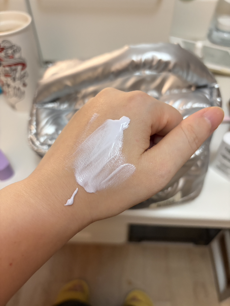 타이디랩 (Tidy Lab) 퍼플톤업 선크림 [SPF50+/PA++++] review image