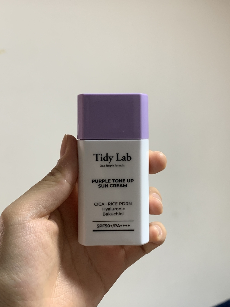 타이디랩 (Tidy Lab) 퍼플톤업 선크림 [SPF50+/PA++++] review image