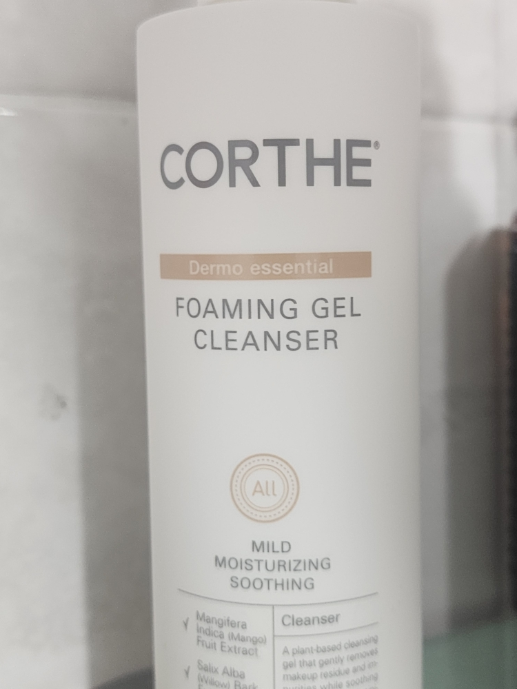 코르테 (CORTHE) 더모 에센셜 포밍젤 클렌저 review image