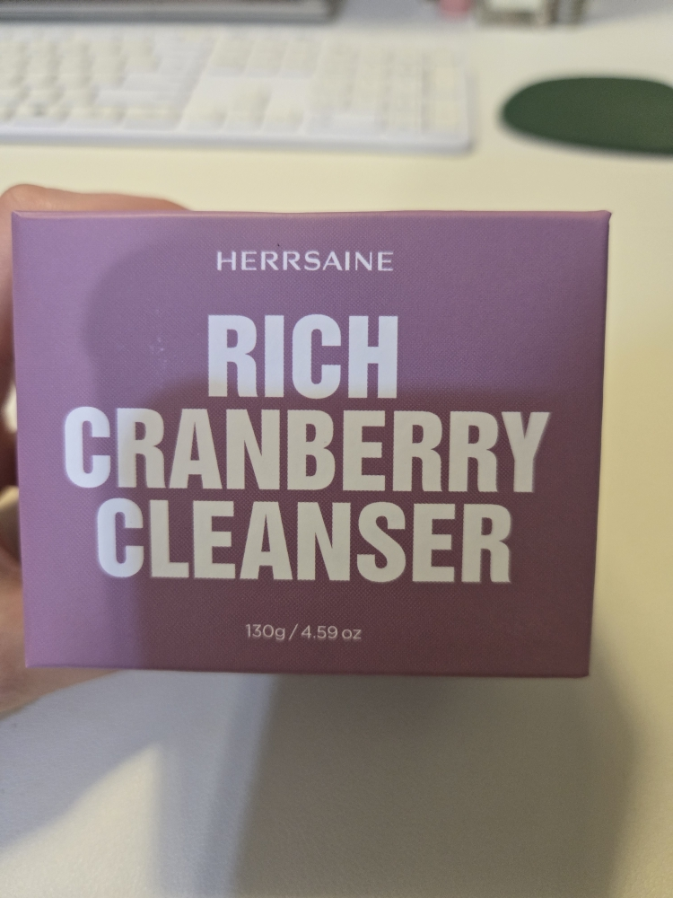 헤르세인 (HERRSAINE) 리치 크랜베리 클렌저 review image