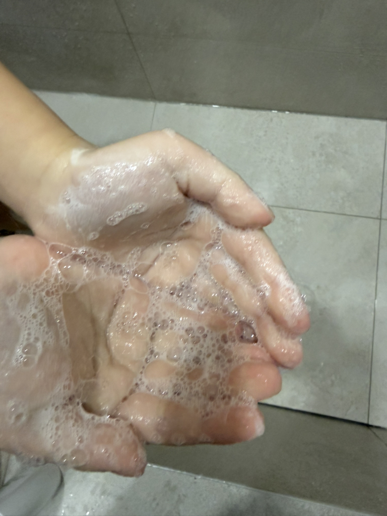 더순수 (Thesoonsoo) 자연담은 베이비 바스 샴푸 review image