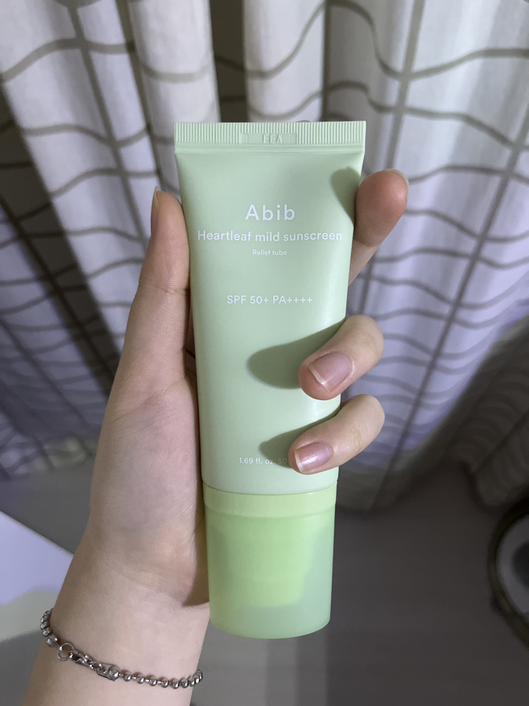 아비브 (Abib) 어성초 마일드 선크림 릴리프 튜브 [SPF50+/PA++++] review image