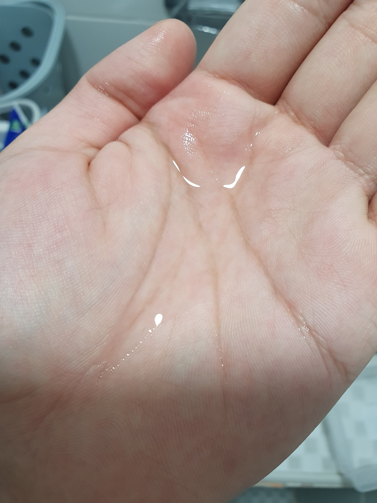 에센허브 (essenHERB) 티트리 안티 세범 딥 클렌징 오일 review image