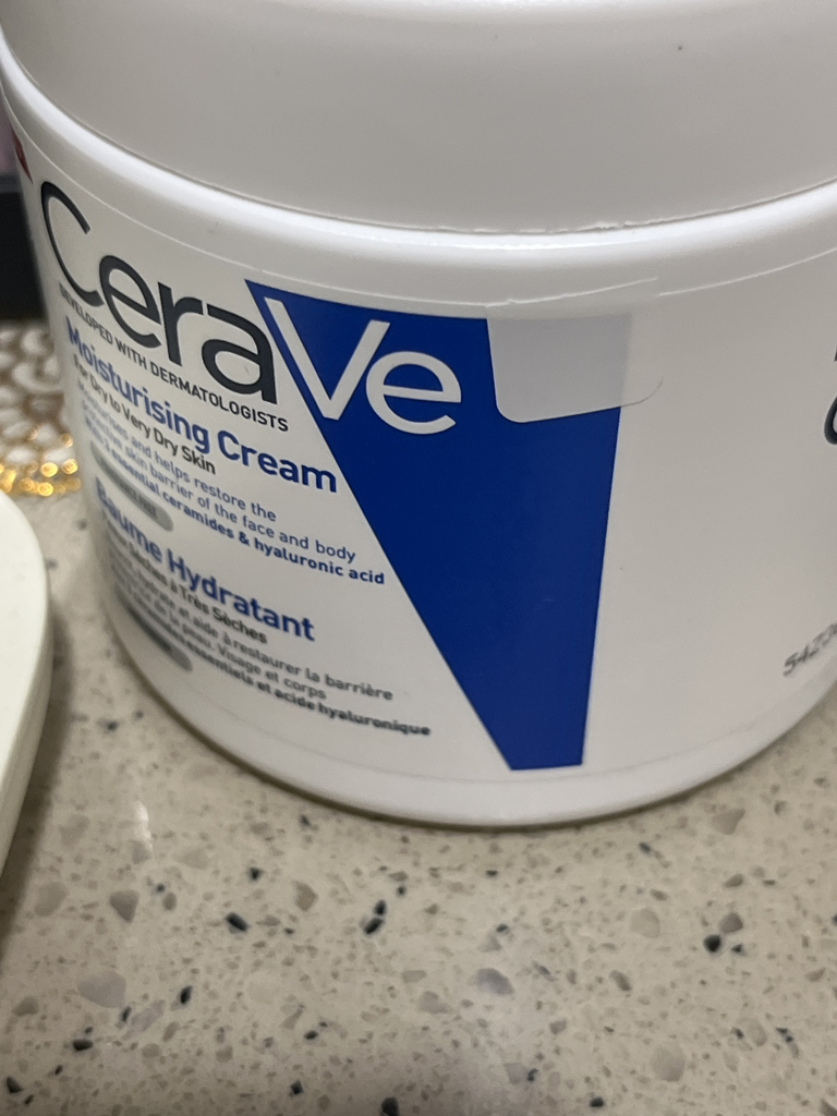 세라비 (CeraVe) (해외) 모이스처라이징 크림 review image