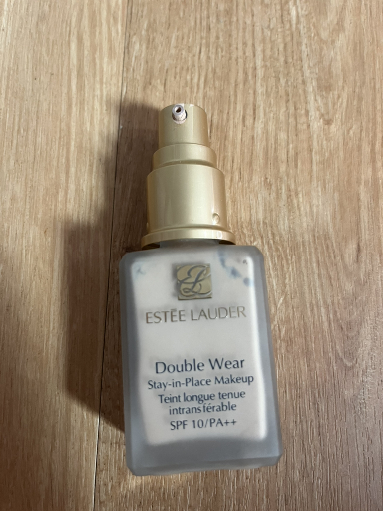 ESTEELAUDER Base de maquillaje Double Wear [SPF10/PA++] [1W2 Arena review image