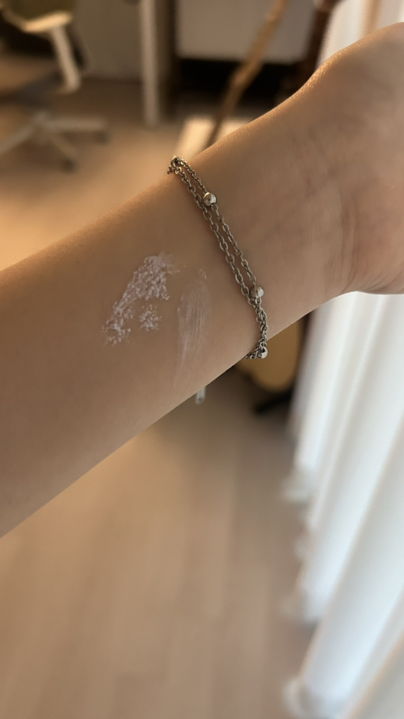 에딧비 (EDIT.B) 선데이 선세럼  [SPF50+/PA++++] [톤업/보라] review image