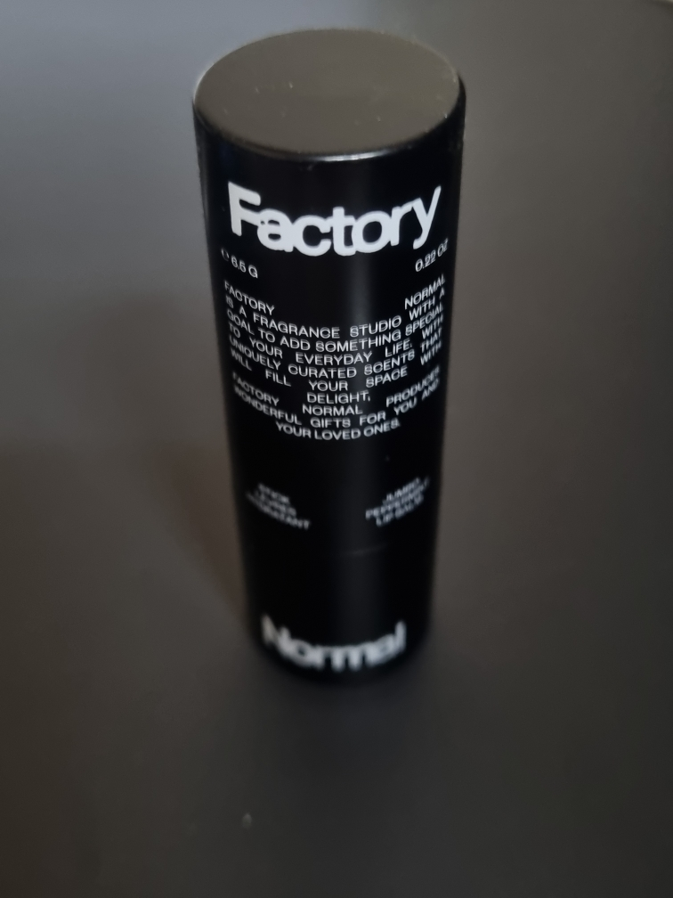 Factory Normal Son dưỡng môi Vegan Jumbo [SPF11] [Bạc hà] review image