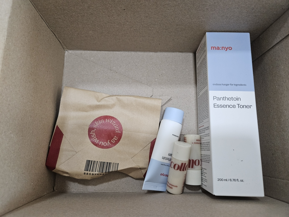 마녀공장 (manyo) 판테토인 에센스 토너 review image